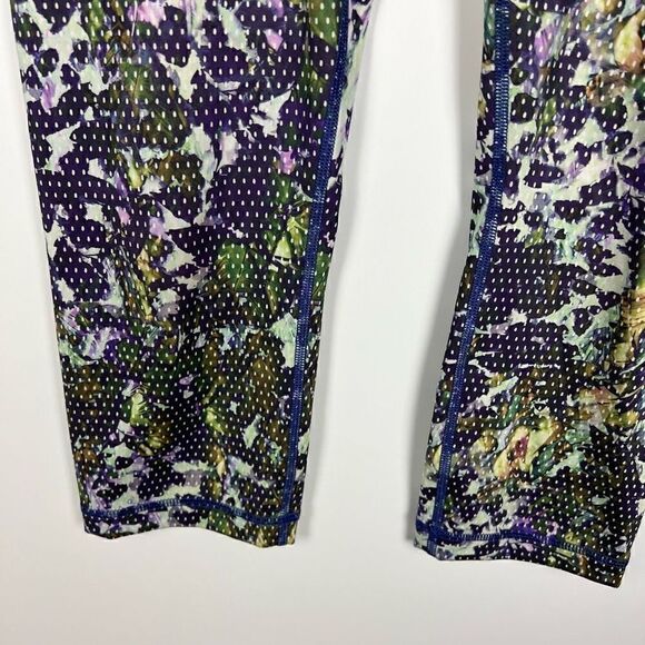 Lululemon High Rise Wunder Under Crop II Roll Down Floral Iris Print size 4 - Picture 7 of 12